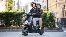 617808a08ce93-jean-baptiste-argyre-couple-photo-produit-portrait-photographie-video-et-montage.jpeg
